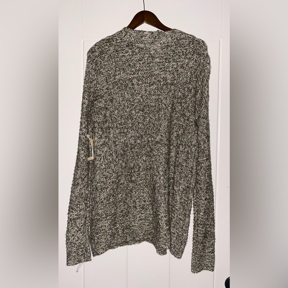 St. John Bay‎  Crewneck Long Sleeves Women Crochet Open Knit Tunic Sweater - Picture 4 of 9